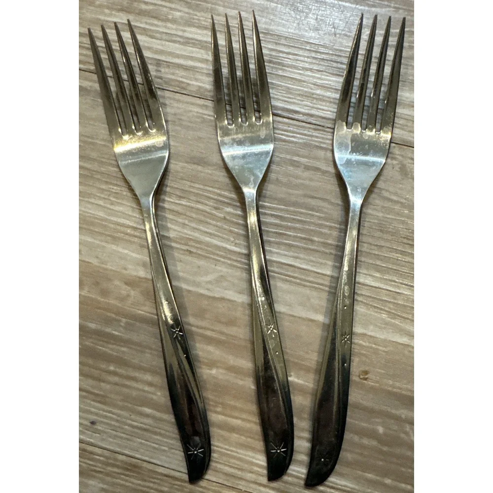 21 Oneida Community Twin Star Stainless. Atomic Starburst. See Description‎